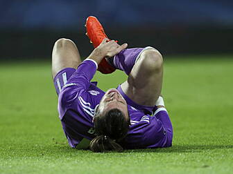 Ankle injury rules Gareth Bale...